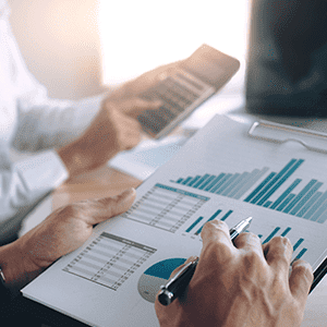 home-card-2 image home-card-2 Investimentos e Consultoria Financeira | Elever Capital